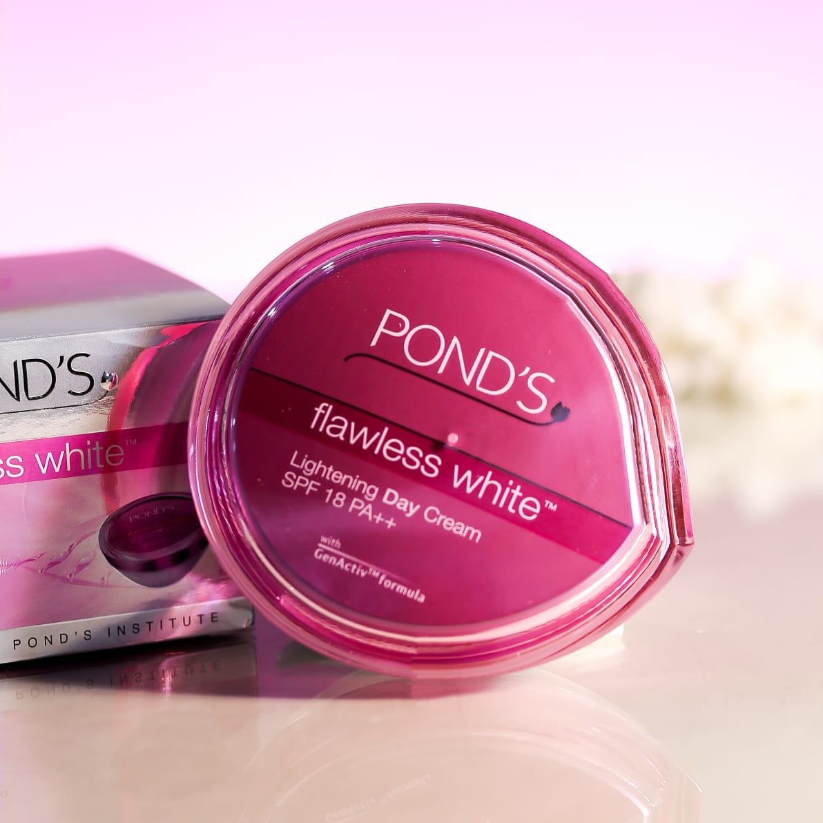 Pond’s Flawless White Brightening Cream – SPF 18 | Original & Imported | 50g